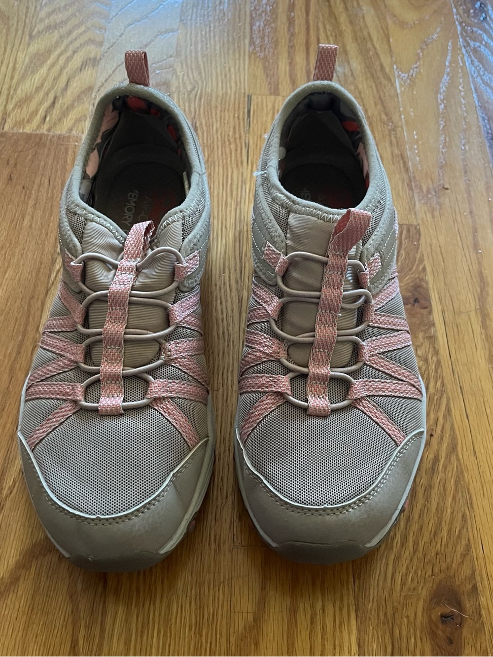 Women's Sketchers Slip-in Trail Sneaker